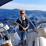 Garden , Homeandsail Jezera