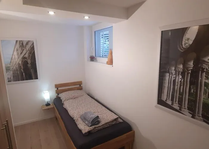 Garden , Homeandsail Jezera