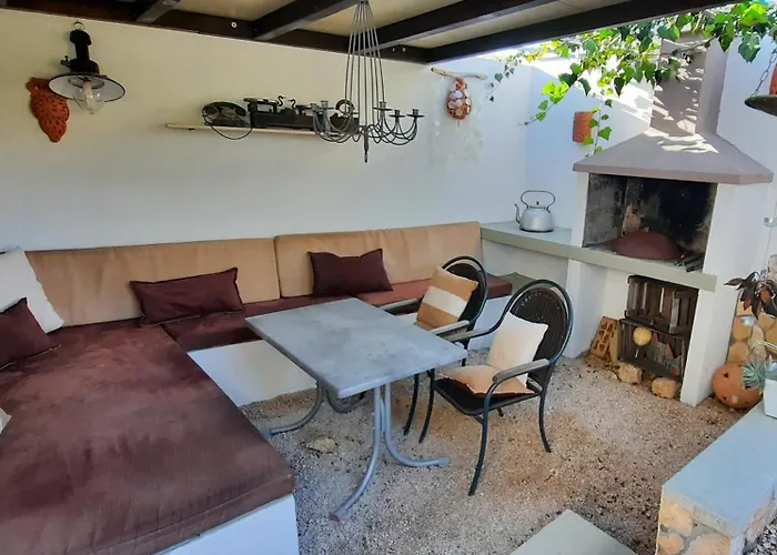 Garden , Homeandsail Apartment